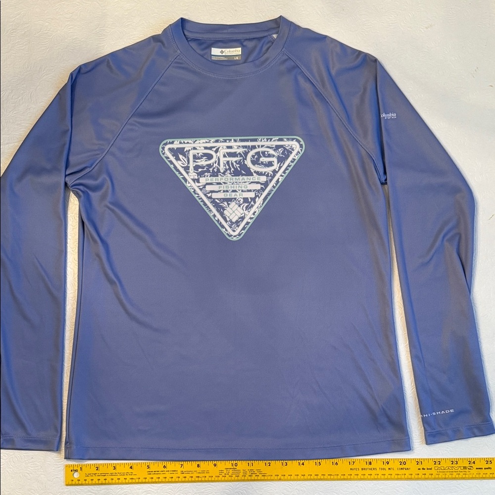 Columbia Light Blue PFG Omni-Shade long sleeve shirt